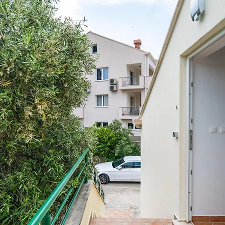 Apartman Beautiful In With House Sea View *